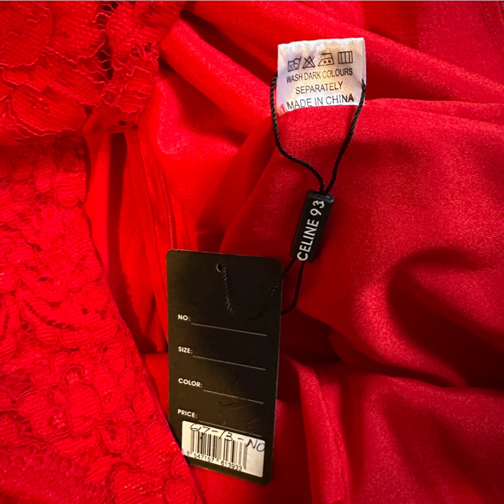 Red Valentino Valentino Christmas Red Short Sleeve Lacy Dress w/Silk Yoke-Medium - Picture 6 of 10
